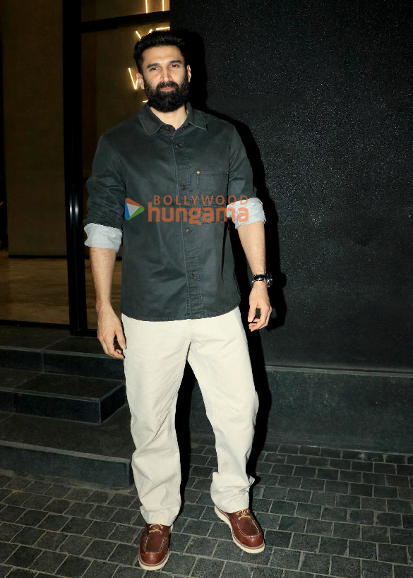 photos vidya balan aditya roy kapur siddharth roy kapur and rosshan andrrews grace the special screening of deva at excel entertainments office 5