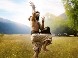 Pujya Gurudev Sri Sri Ravi Shankar launches ‘Shiva Shiva Shankara’ song from Kannappa