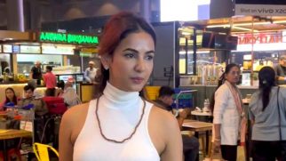Isn’t she looking Mira Kapoor! Sonal Chauhan