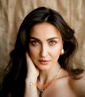 Celeb Photos Of Elli AvrRam
