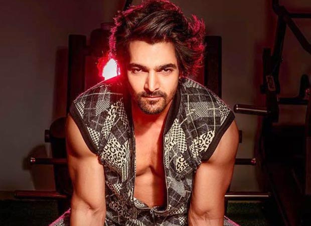 Harshvardhan Rane en Talks para interpretar al antagonista en la raza 4: Informe