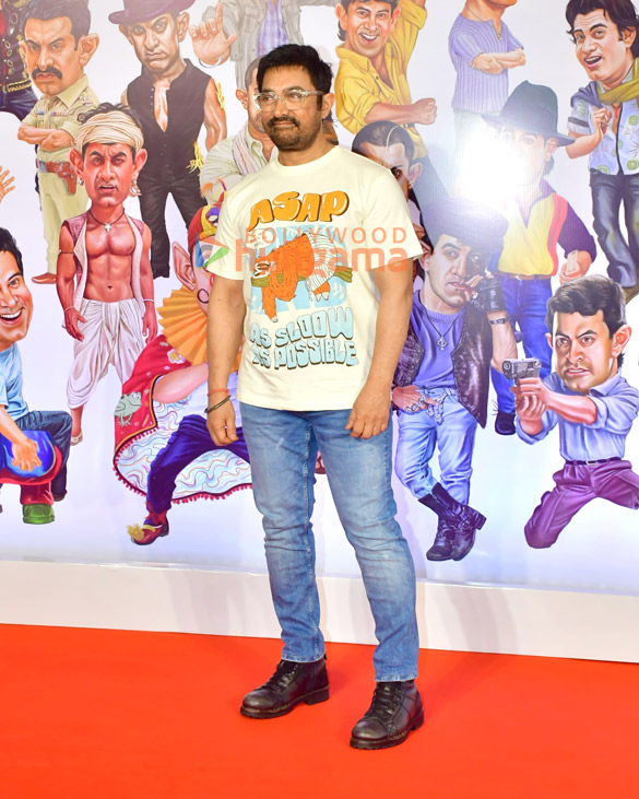 photos aamir khan javed akhtar and ajay bijli snapped at the launch of aamir khan film festival 5
