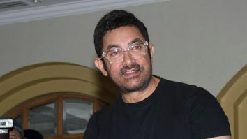 Photos: Aamir Khan celebrates his 60th birthday with media