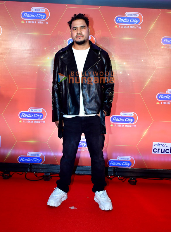 photos adah sharma elli avrram and others attend the mumbai icons award 2025 6