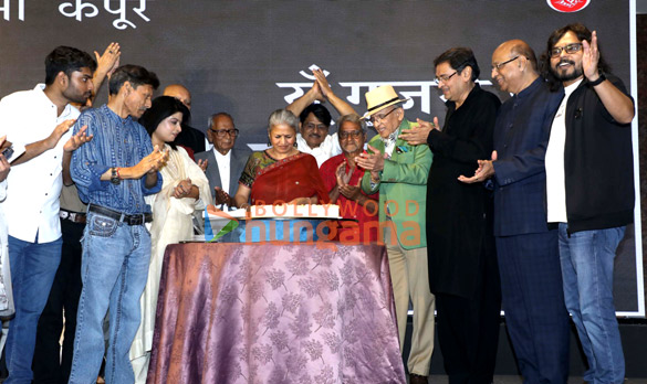 photos anupam kher paresh rawal boney kapoor annu kapoor and other celebs attend the launch of seema kapoors autobiography yun guzri hai ab talak 2