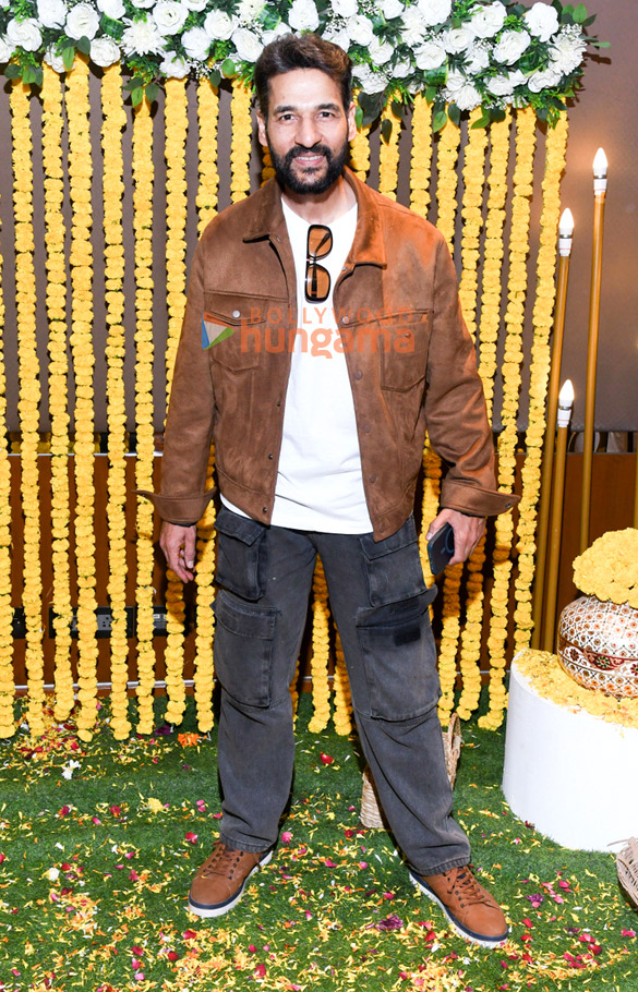 photos aoora shibani kashyap nikita rawal shweta khanduri hansa singh and others were snapped at the phoolo wali holi celebrations 17