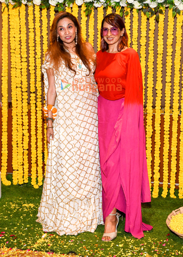 photos aoora shibani kashyap nikita rawal shweta khanduri hansa singh and others were snapped at the phoolo wali holi celebrations 6