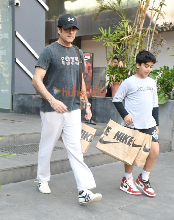 photos fardeen khan snapped with his kids in bandra 5
