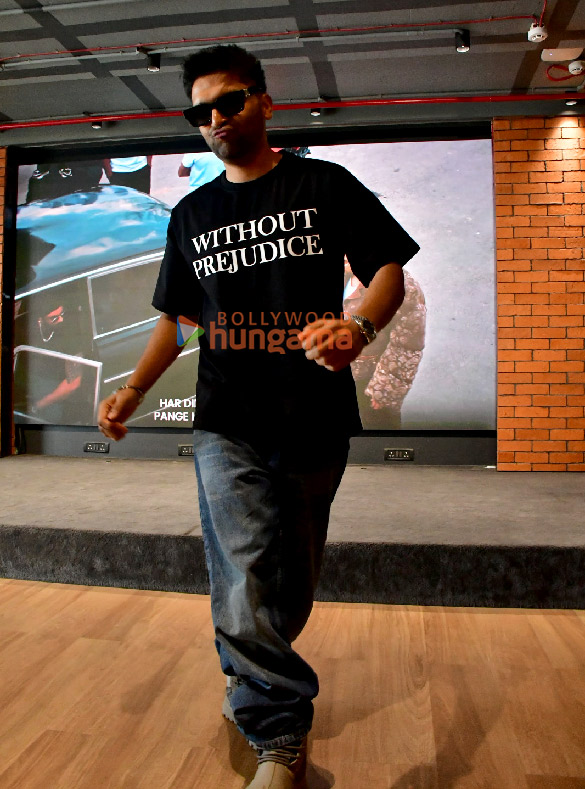 photos guru randhawa launches his new album without prejudice 1