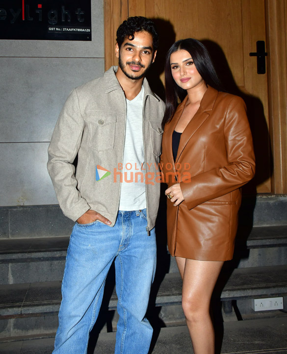Photos: Ishaan Khatter and Tara Sutaria snapped promoting their song ‘Pyaar Aata Hai’ Photos: Ishaan Khatter and Tara Sutaria snapped promoting their song ‘Pyaar Aata Hai’