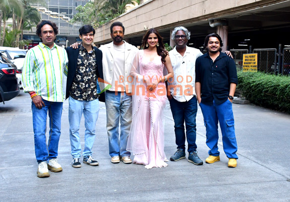photos jaaved jaaferi avantika dasani vivaan shah and others snapped promoting their film inn galiyon mein 6