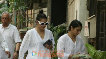 Photos: Kajol, Tanishaa Mukerji, Alia Bhatt, Karan Johar and others attend the funeral of Deb Mukherjee
