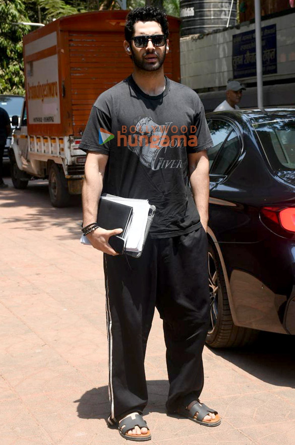 photos lakshya snapped in bandra 4