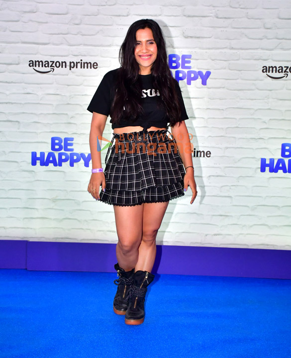 photos nora fatehi malaika arora and others grace the premiere of be happy 9