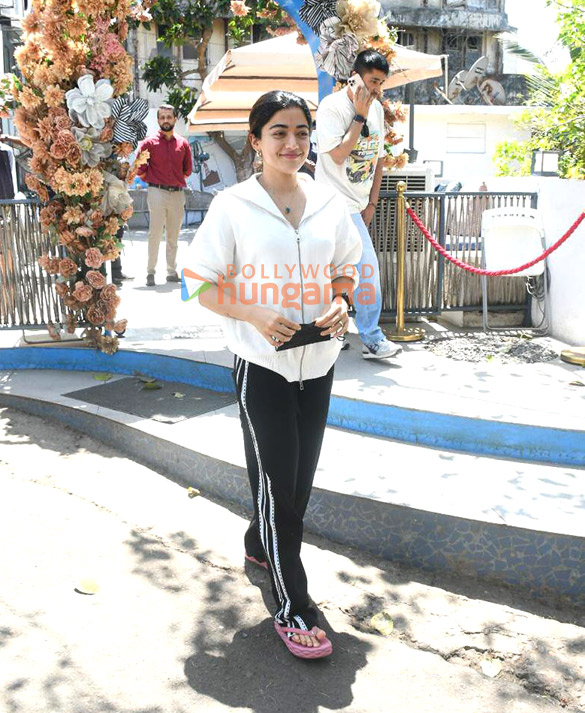 photos rashmika mandanna snapped outside a cafe in bandra 3