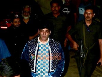Photos: Salman Khan snapped in Bandra