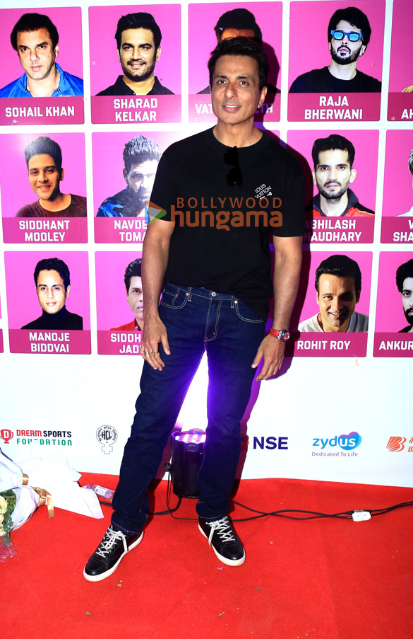 photos sonu sood arjun kapoor arjun rampal and others attend abhineta xi vs neta xi cricket match 4