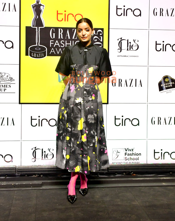 photos uorfi javed kritika kamra and others grace grazia fashion awards 2025 6