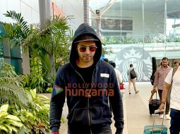 Photos: Varun Dhawan, Jacqueline Fernandez, Pooja Hegde and others snapped at the airport