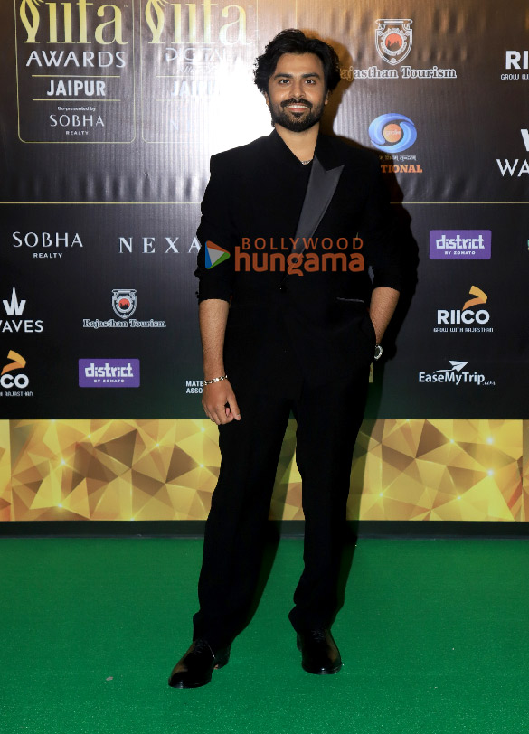 photos vijay varma aparshakti khurana abhishek banerjee and others grace the green carpet of iifa awards 2025 42
