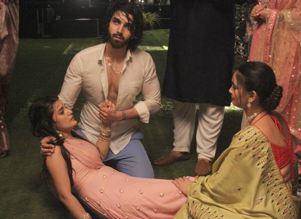 Ayushi Khurana opens up about challenges she faced while shooting inside a water tank