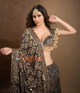 Mouni Roy