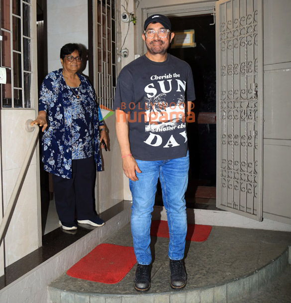 photos aamir khan snapped at dubbing studio in bandra 6