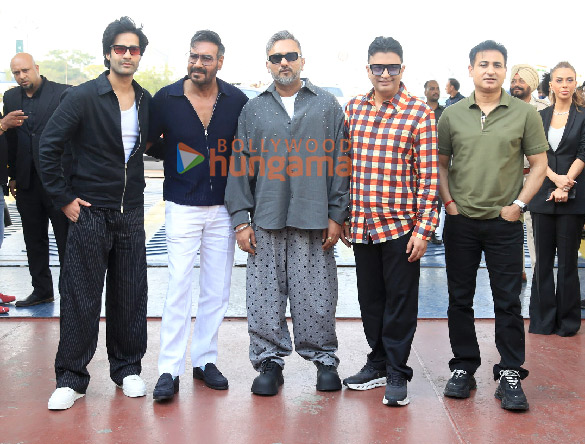 photos ajay devgn yo yo honey singh bhushan kumar and others grace the song launch money money from raid 2 5