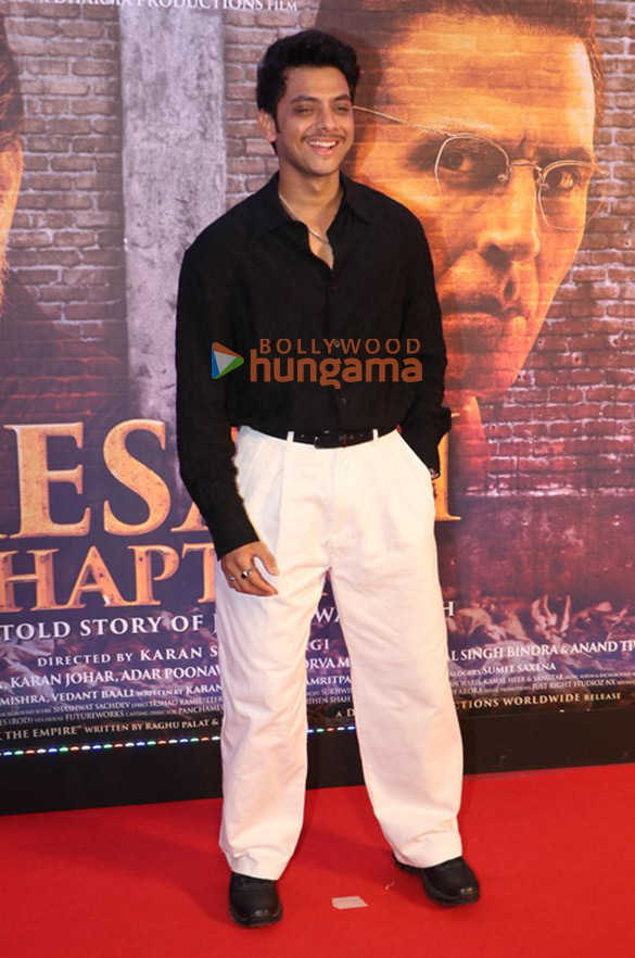 photos akshay kumar bhumi pednekar and others grace the premiere of kesari chapter 2 3
