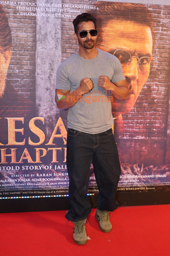 photos akshay kumar bhumi pednekar and others grace the premiere of kesari chapter 2 909 1