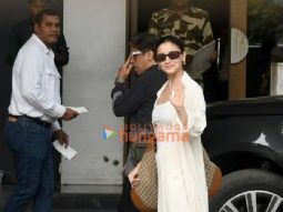 Photos: Alia Bhatt snapped at Kalina airport