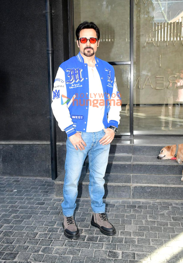 photos emraan hashmi snapped at excel entertainment 6