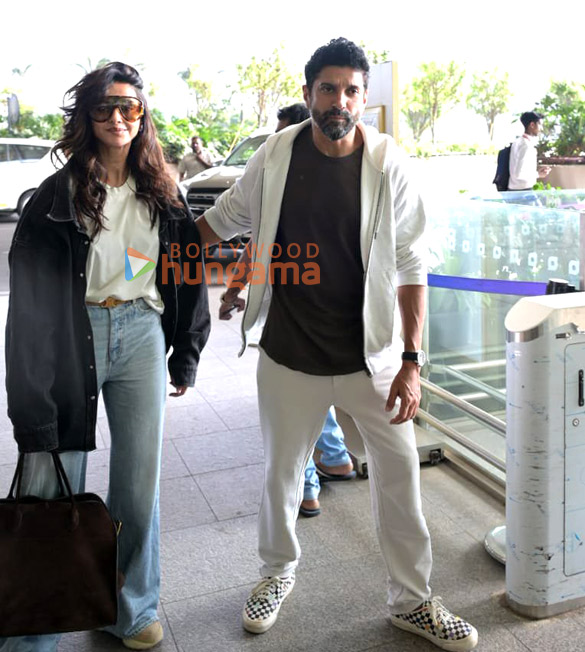 photos farhan akhtar and ritesh sidhwani snapped at the mumbai airport leaving for srinagar for the premiere of ground zero 2