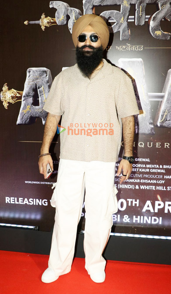 photos gurdas maan karan johar gippy grewal and others grace the premiere of akaal 09 10