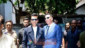 Photos: Karan Johar, Akshay Kumar and Ananya Panday host a press conference as a part of Kesari: Chapter 2 promotions