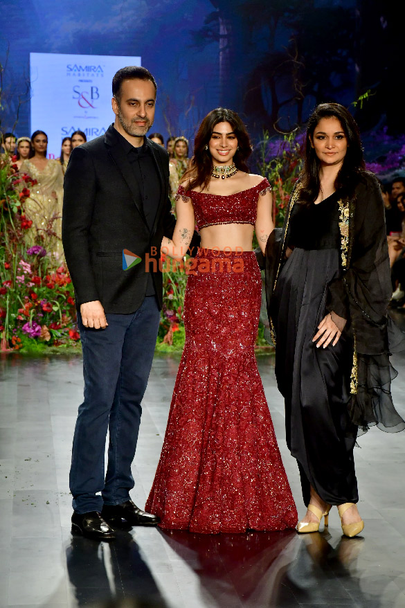 Photos: Khushi Kapoor turns showstopper for the grand finale of Bombay Times Fashion Week 2025 Photos: Khushi Kapoor turns showstopper for the grand finale of Bombay Times Fashion Week 2025