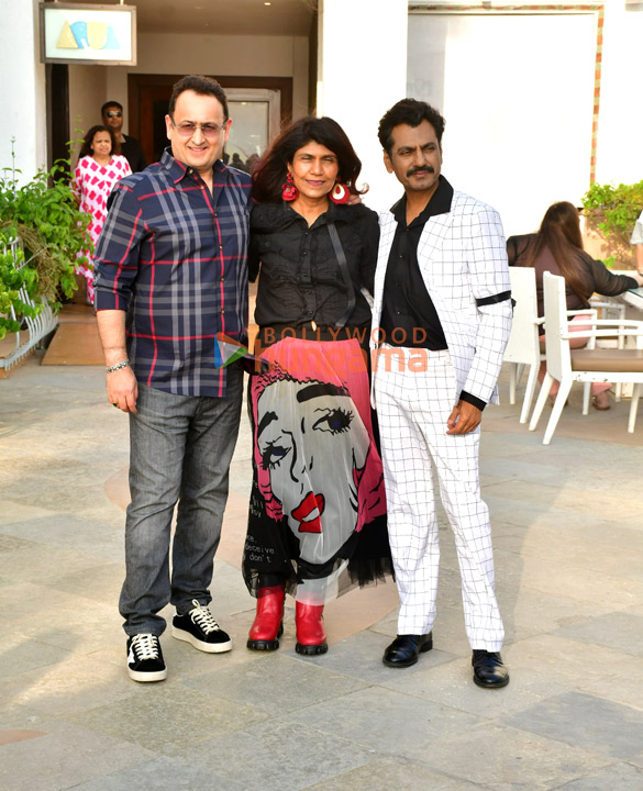 Photos: Nawazuddin Siddiqui, Sejal Shah and Vinod Bhanushali snapped promoting their film Costao Photos: Nawazuddin Siddiqui, Sejal Shah and Vinod Bhanushali snapped promoting their film Costao