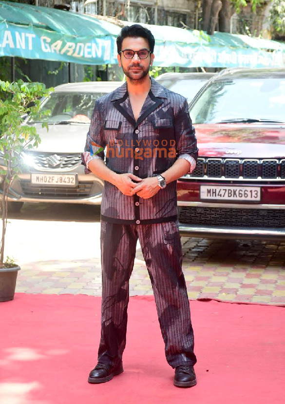 photos rajkummar rao and wamiqa gabbi promote their film bhool chuk maaf at national college 5