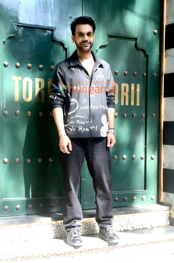 photos rajkummar rao and wamiqa gabbi snapped during bhool chuk maaf promotions at torii restaurant in bandra 5