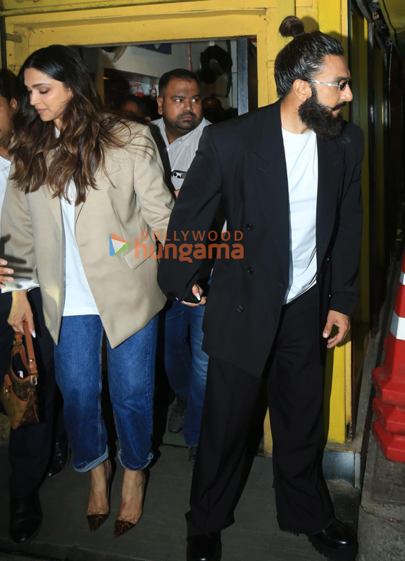 photos ranveer singh and deepika padukone snapped in bandra 6 2