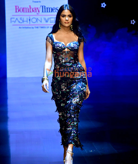 photos shefali jariwala aaditi pohankar and others turn showstoppers at bombay times fashion week 2025 4