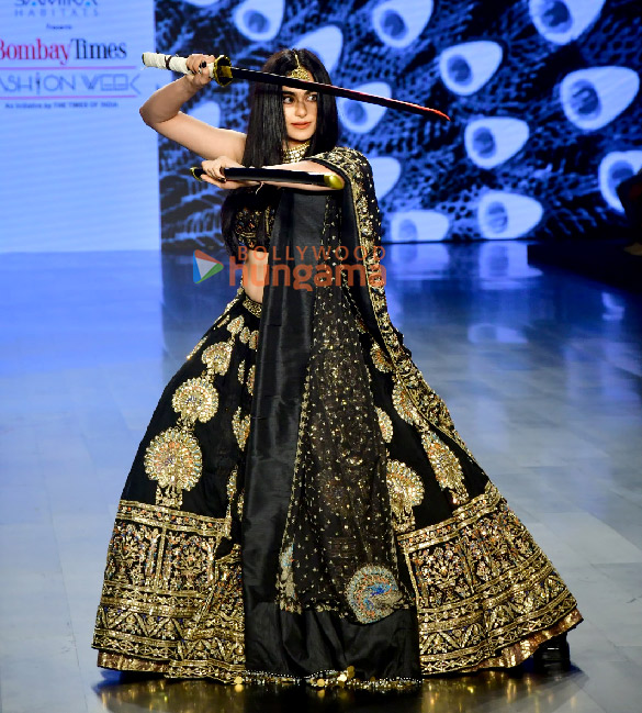 photos shefali jariwala aaditi pohankar and others turn showstoppers at bombay times fashion week 2025 44 3