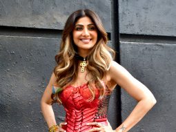 Photos: Shilpa Shetty snapped on the sets of a shoot in Filmcity