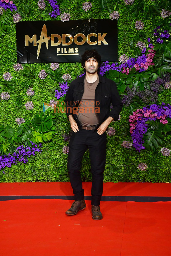 photos shraddha kapoor vicky kaushal kriti sanon tiger shroff and others attend the grand celebration of maddock films remarkab 42