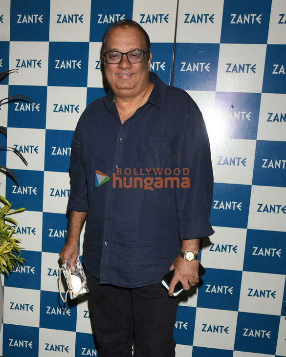 photos sonu nigam bhagyashree shilpa shetty kundra raj kundra shamita shetty and others were snapped at karan bawas baisakhi s 22