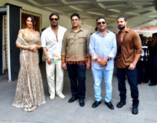 Photos: Sooraj Pancholi, Suniel Shetty, Aakanksha Sharma and others snapped promoting their film Kesari Veer Photos: Sooraj Pancholi, Suniel Shetty, Aakanksha Sharma and others snapped promoting their film Kesari Veer