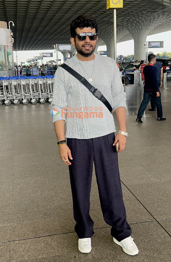 photos sunny deol farah khan and vineet kumar singh snapped at the airport 3
