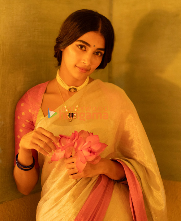 pooja hegde 10 17