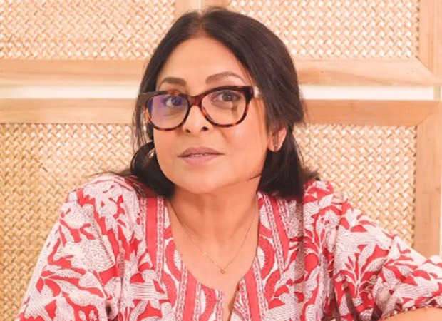 शेफली शाह पेन और एक काव्यात्मक श्रद्धांजलि का पाठ "पूरे भाईचारे के लिए पूरे जनजाति के लिए"; घड़ी