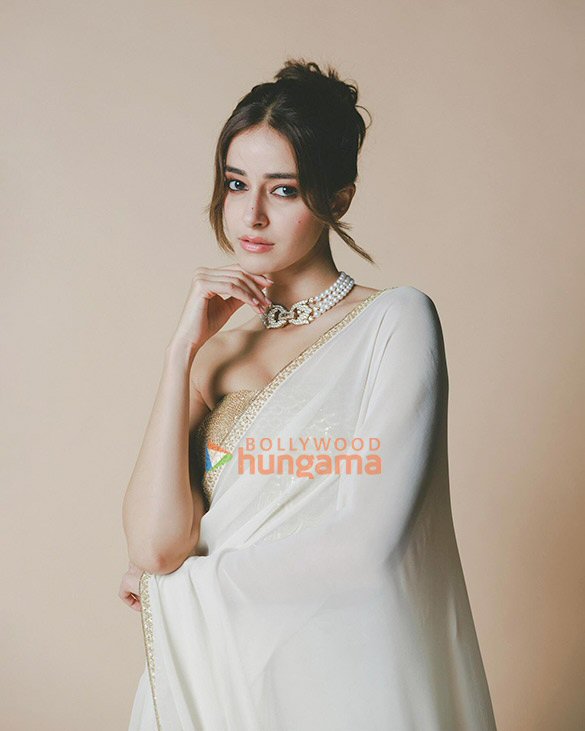 ananya panday 1 385